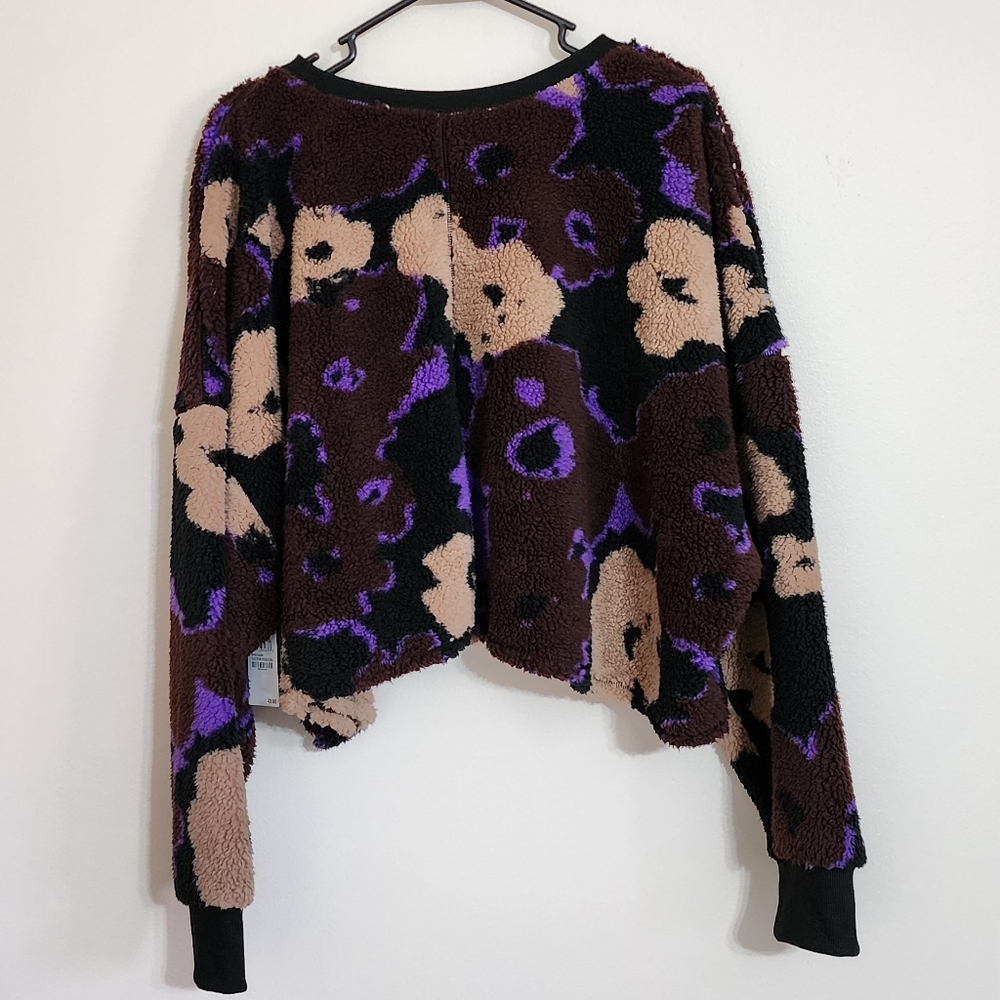 Plus Size BP High Pile Fleece Sweatshirt in Black-Brown-Purple Pressed Floral - Picture 7 of 10